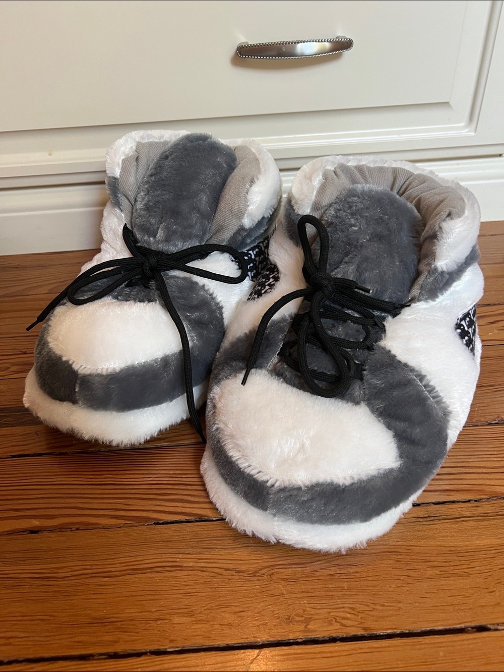 Sneaker Slippers - Nike Air Jordan 1 + Dior